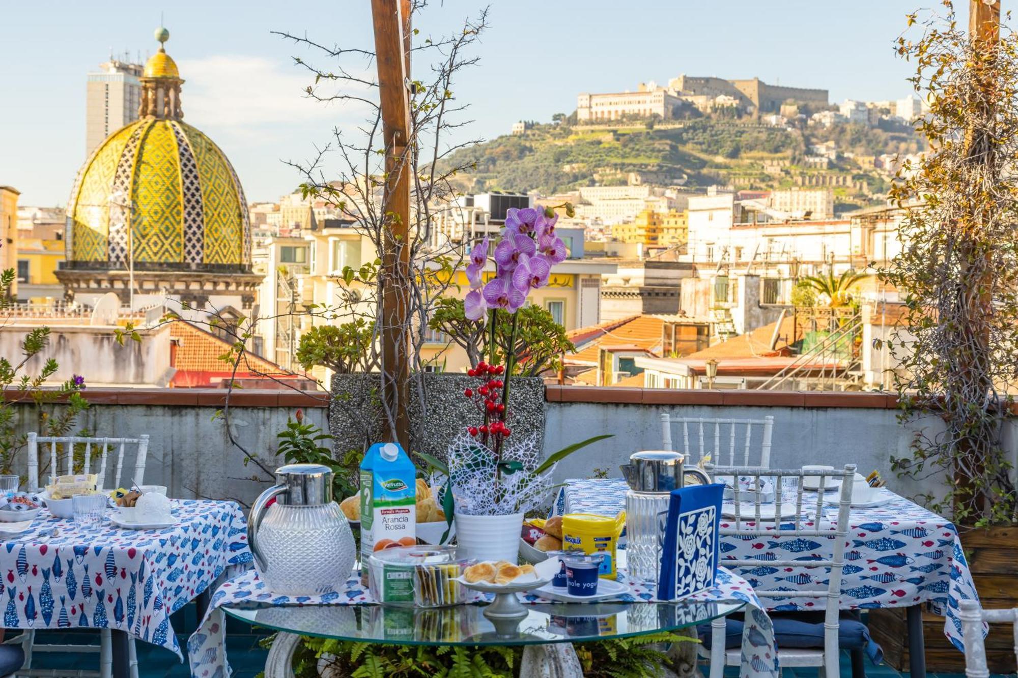 Bed and Breakfast La Casa Di Bruno Napoli Экстерьер фото